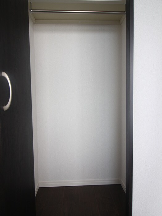 物件内観写真15　(収納)