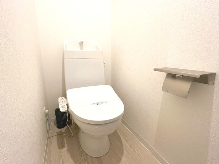 物件内観写真13　(トイレ)