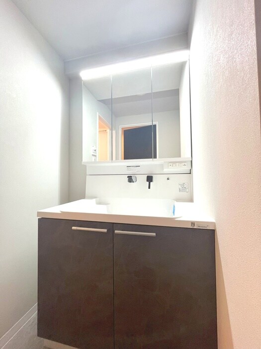 物件内観写真13　(洗面)