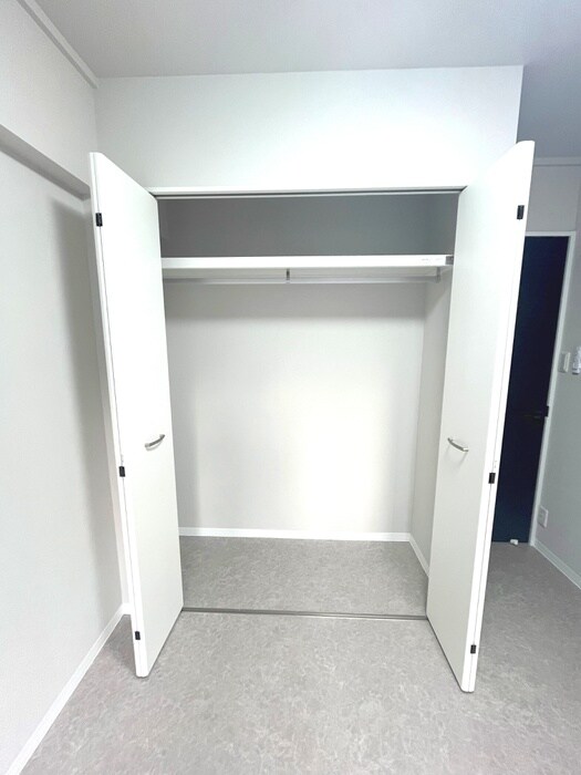 物件内観写真14　(収納)