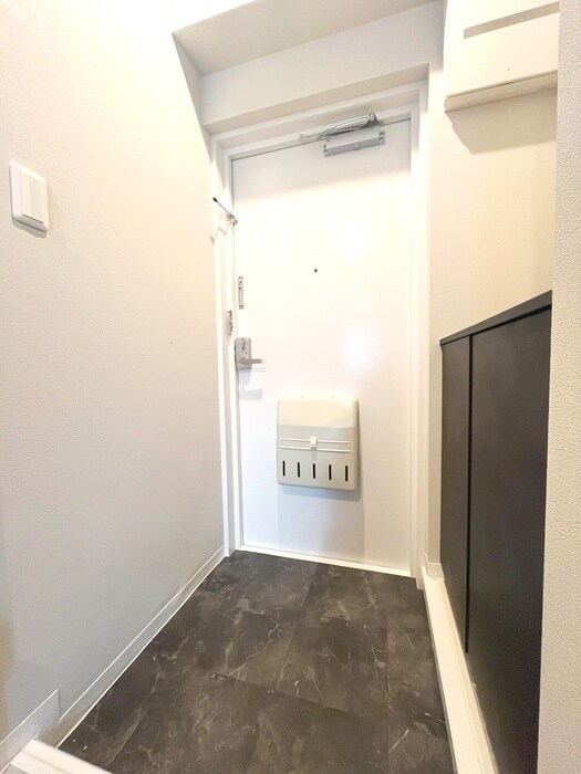 物件内観写真15　(玄関)