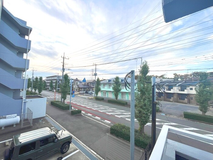 物件内観写真22　(室内からの展望)