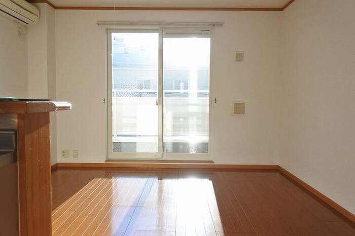 物件内観写真4　(居室)