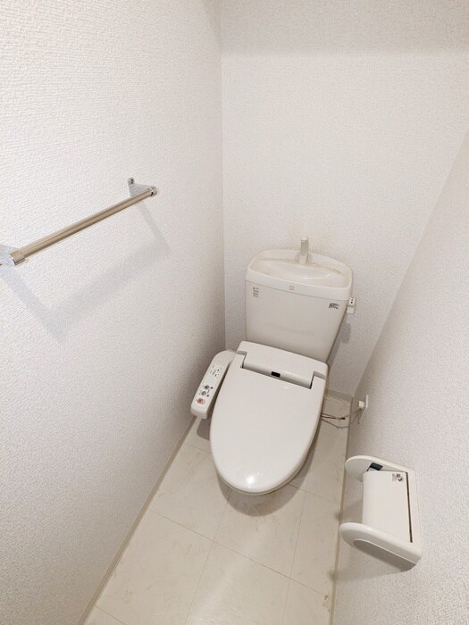 物件内観写真15　(トイレ)