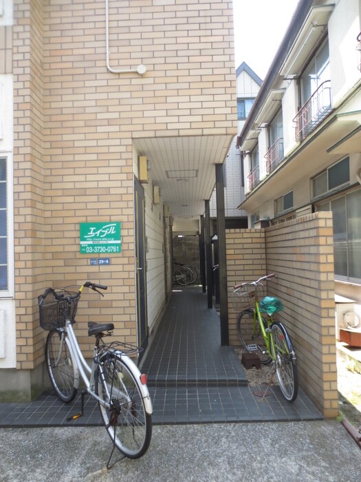 物件外観写真3　(エントランス部分)