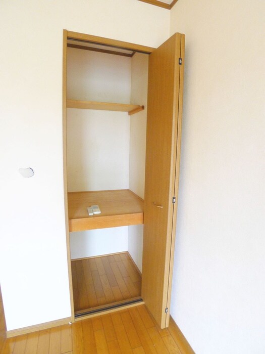 物件内観写真10　(収納)