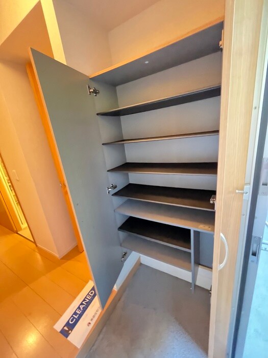 物件内観写真13　(靴箱)