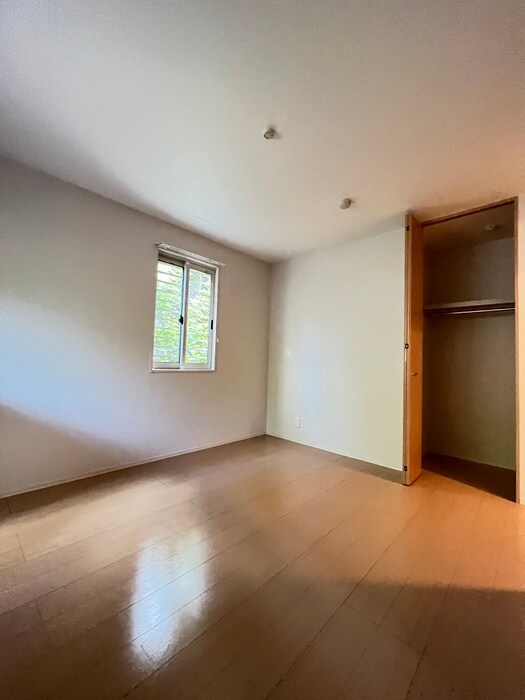 物件内観写真19　(居室)