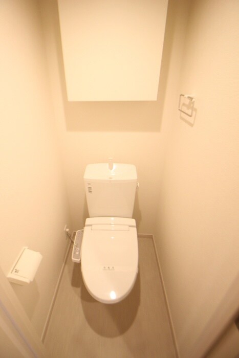 物件内観写真8　(トイレ)