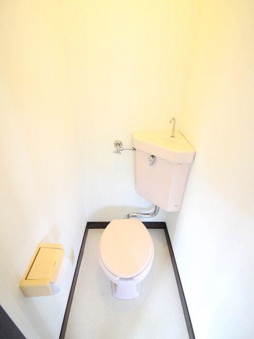 物件内観写真11　(トイレ)