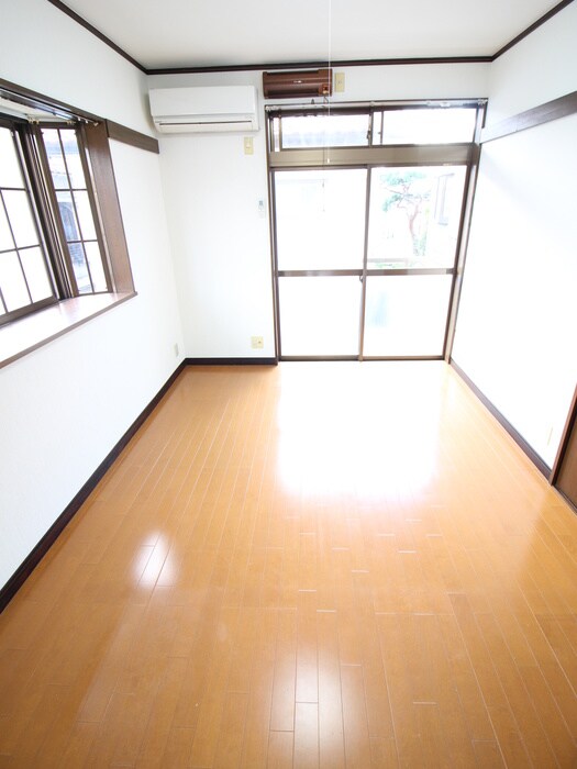 物件内観写真12　(居室)