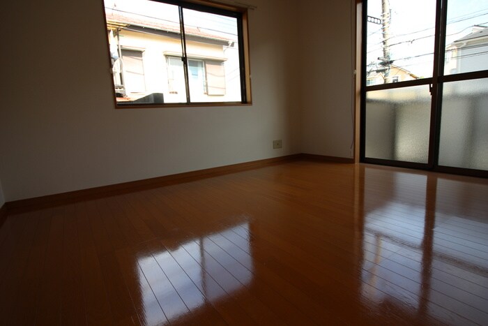 物件内観写真9　(居室)