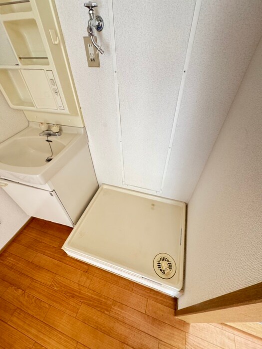 物件内観写真20　(洗濯機置場)