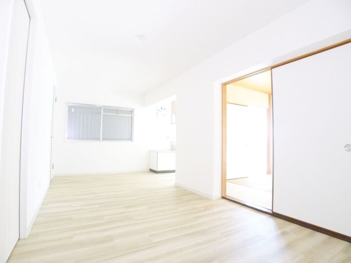 物件内観写真7　(居室)