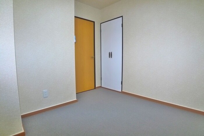 物件内観写真13　(居室)