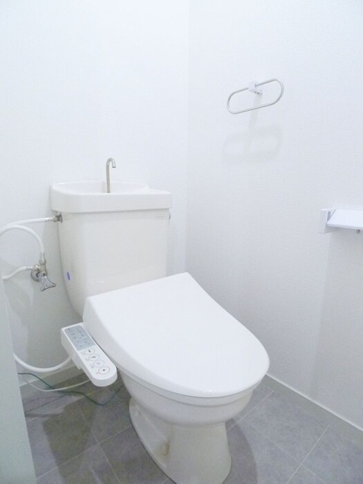 物件内観写真16　(トイレ)