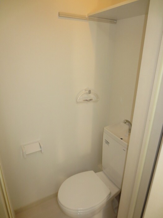 物件内観写真16　(トイレ)