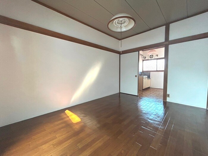 物件内観写真9　(居室)