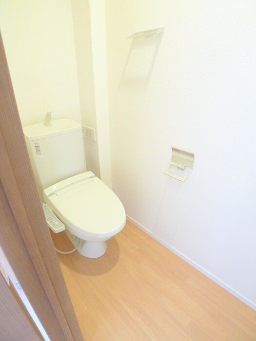 物件内観写真13　(トイレ)