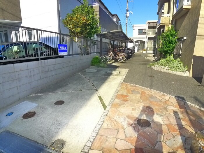 物件外観写真3　(周辺環境)