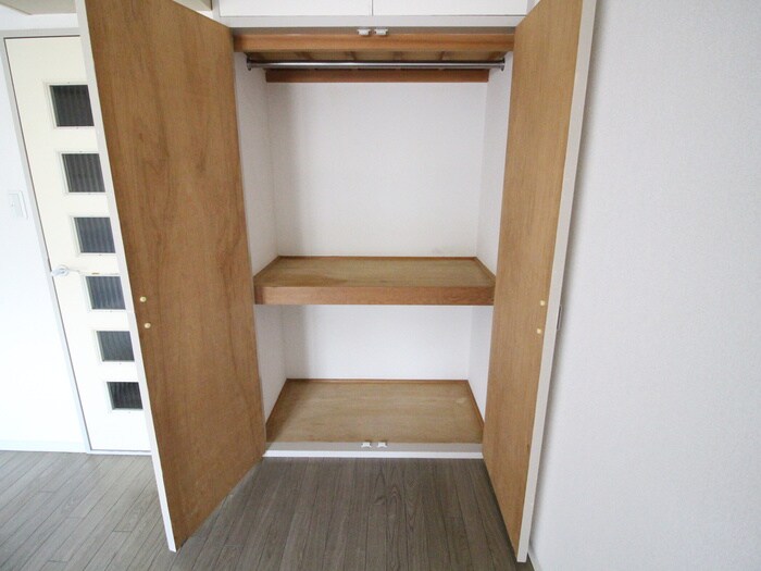 物件内観写真11　(収納)