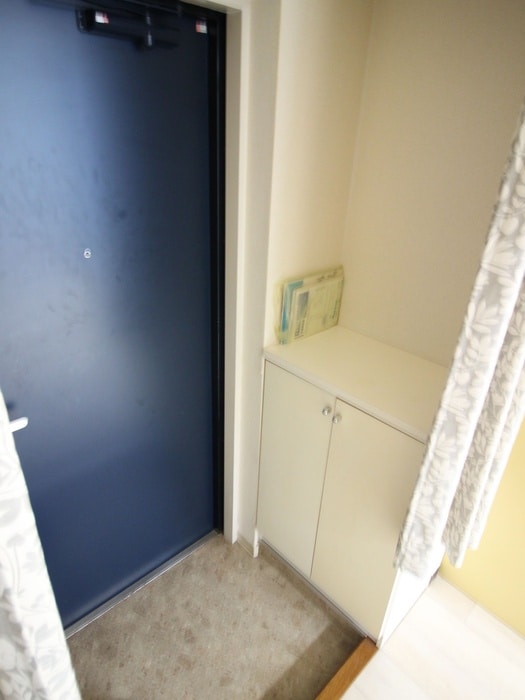 物件内観写真10　(玄関)