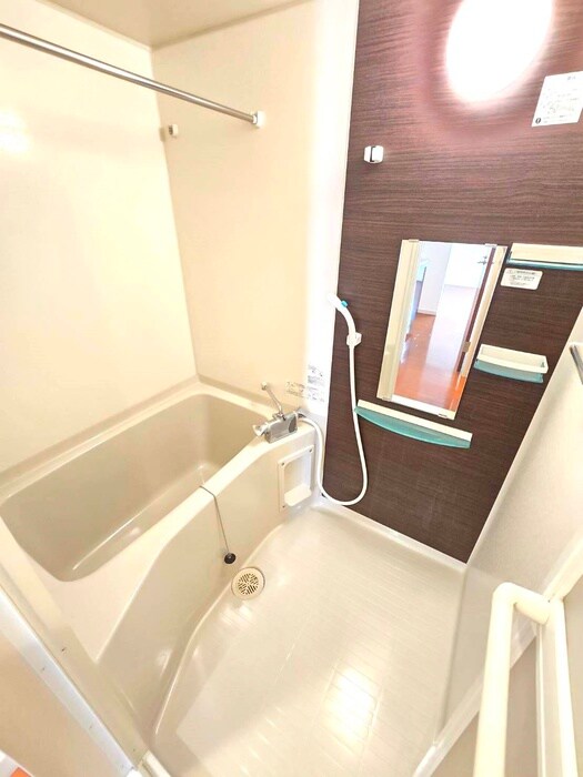 物件内観写真12　(バス／シャワールーム等)