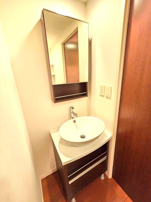 物件内観写真14　(洗面)