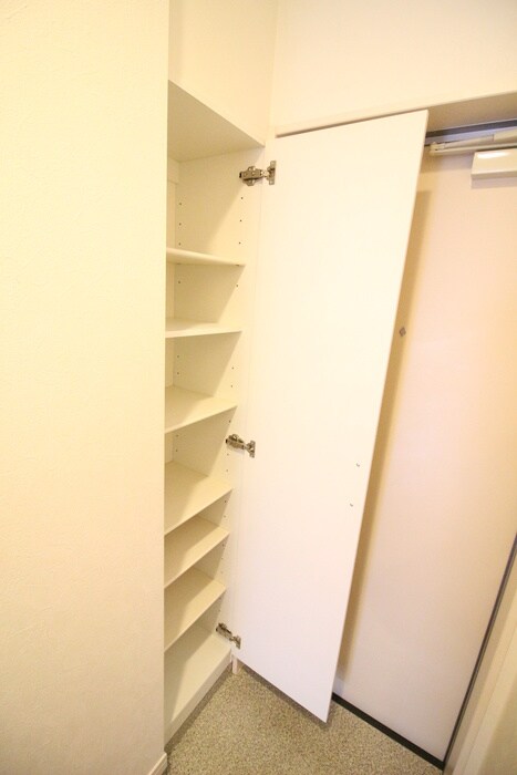 物件内観写真16　(靴箱)