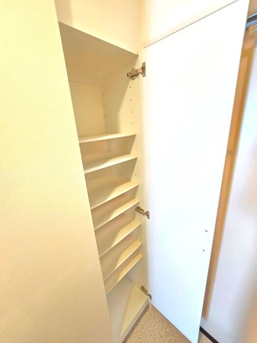 物件内観写真21　(靴箱)