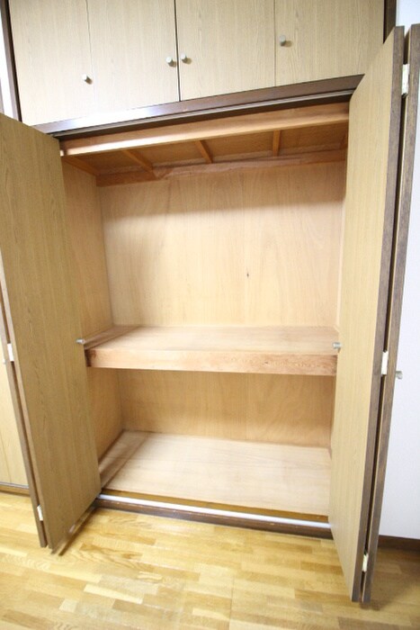 物件内観写真6　(収納)