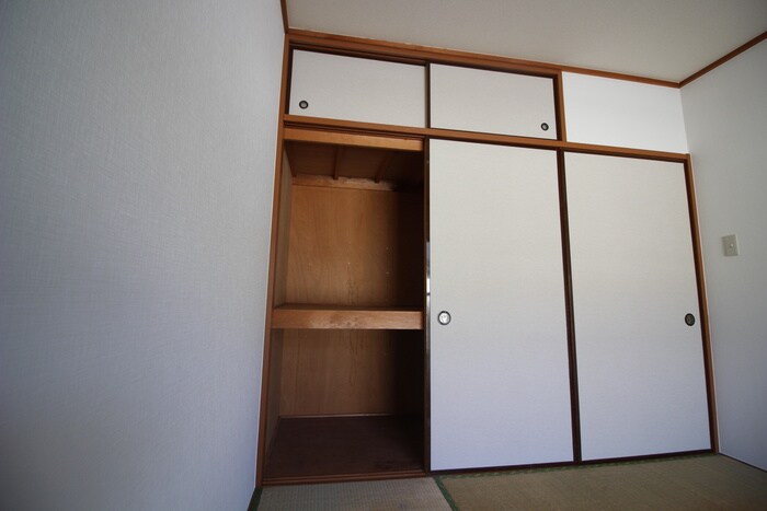 物件内観写真6　(収納)