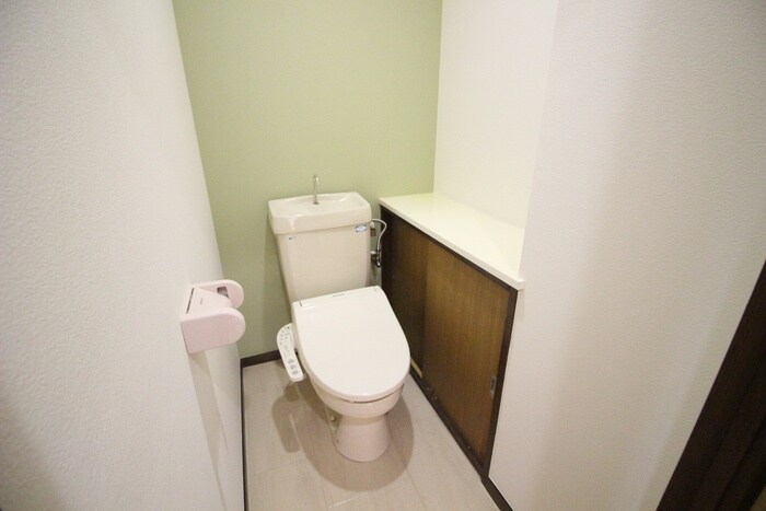 物件内観写真8　(トイレ)