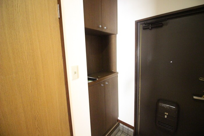 物件内観写真13　(靴箱)