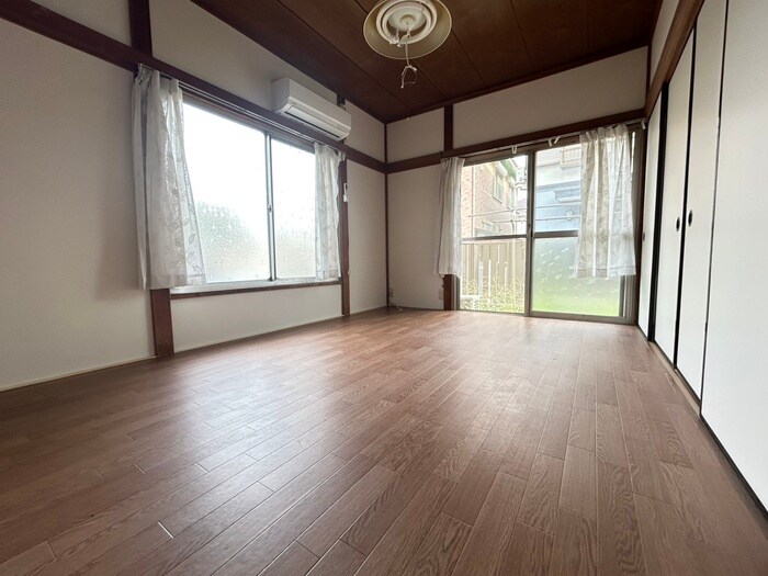 物件内観写真10　(居室)