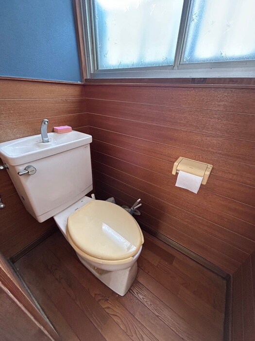 物件内観写真15　(トイレ)