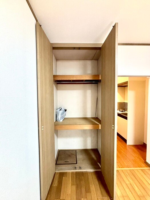 物件内観写真11　(収納)
