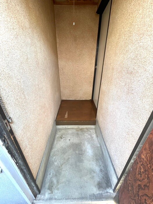 物件内観写真22　(玄関)