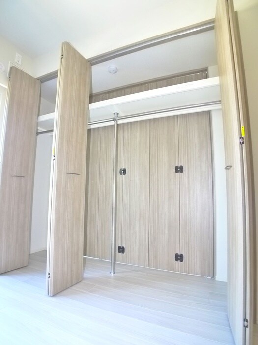 物件内観写真12　(収納)