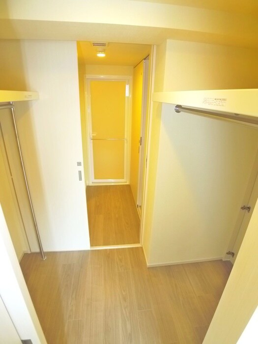 物件内観写真16　(収納)