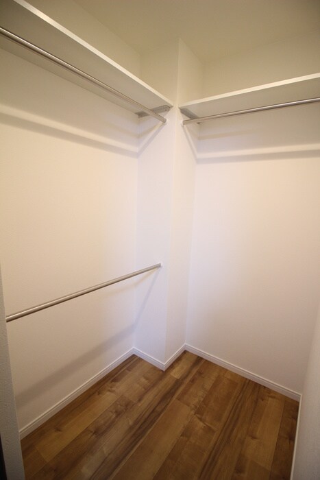 物件内観写真13　(収納)