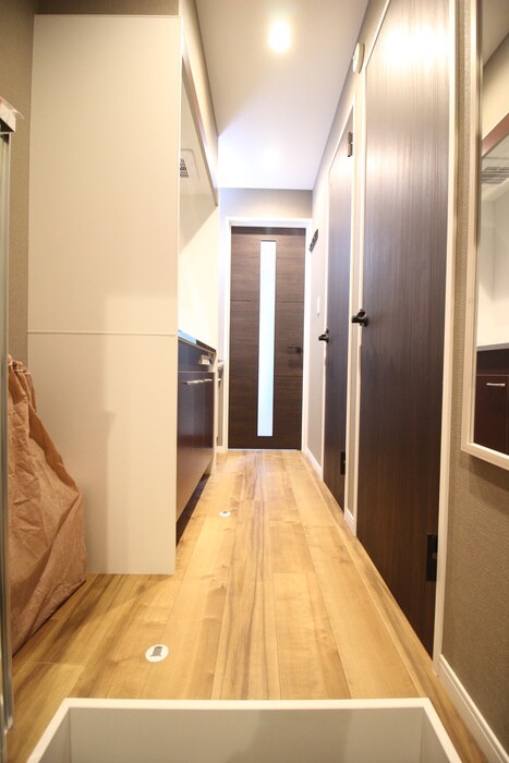 物件内観写真18　(廊下)