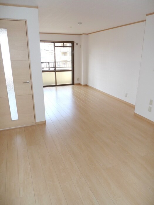 物件内観写真4　(内観写真)