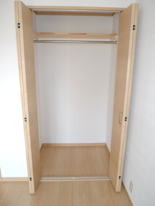 物件内観写真7　(収納)