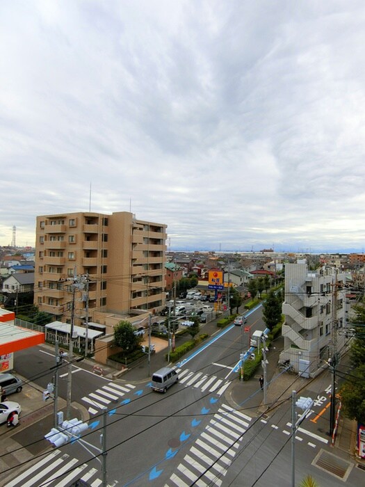 物件内観写真15　(室内からの展望)