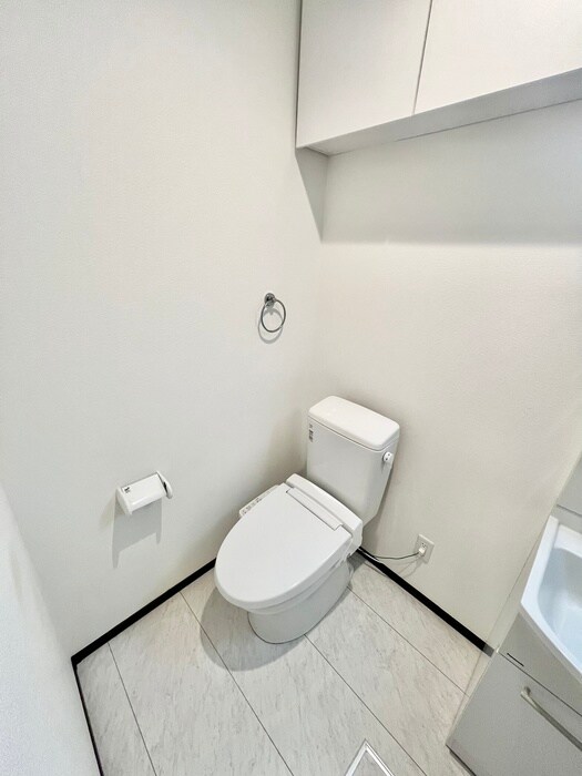 物件内観写真12　(トイレ)