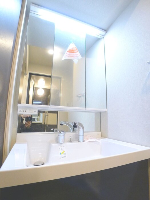 物件内観写真10　(洗面)