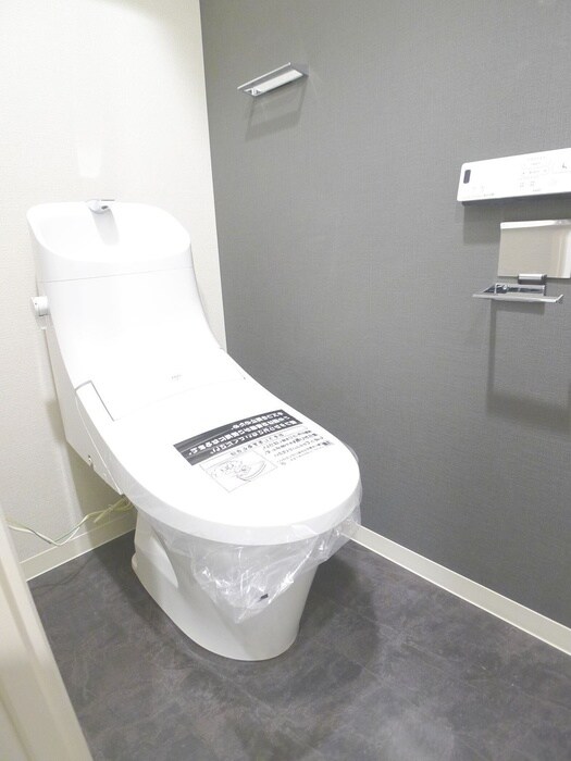 物件内観写真17　(トイレ)