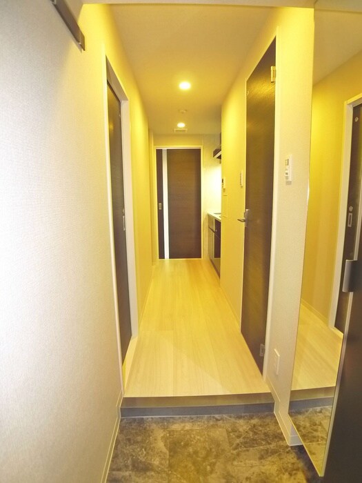 物件内観写真19　(廊下)