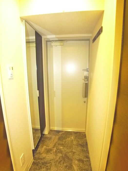 物件内観写真20　(玄関)